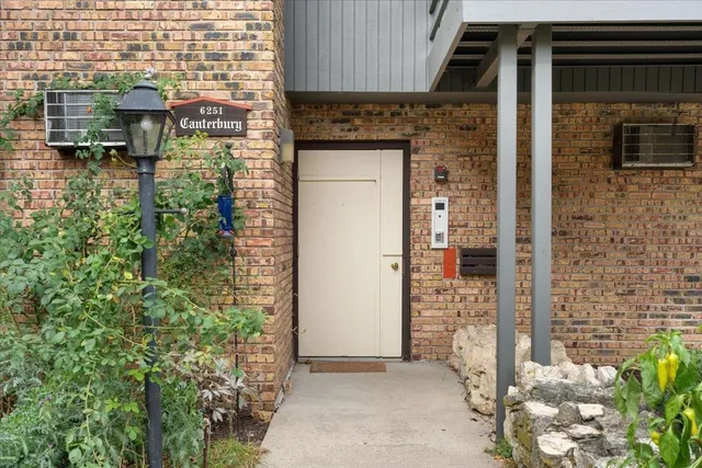 $245,000 | 6251 Charing Cross Lane, Unit D, Middleton, WI 53562