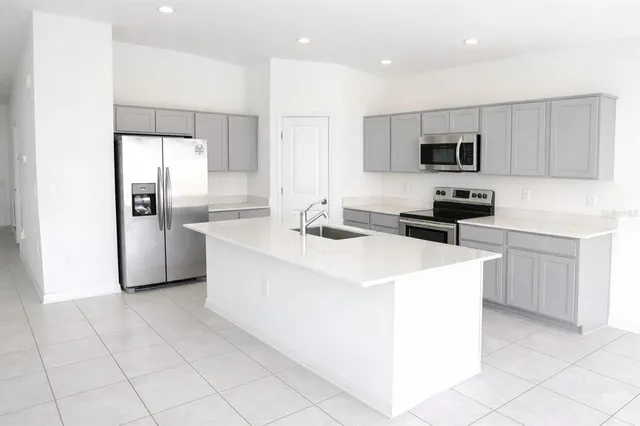 $1,995 | 1449 Austin Street, Lake Wales, FL 33859