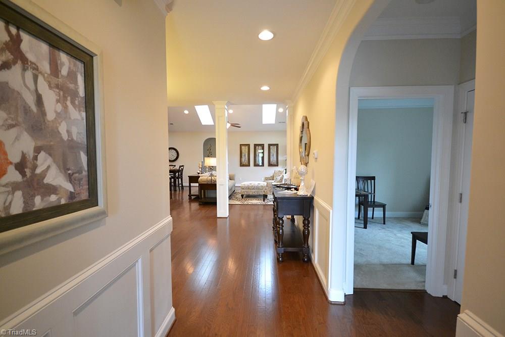 682 Nikyle Circle High Point, NC 27265 - Photo 2 of 27 Gallery Image 2