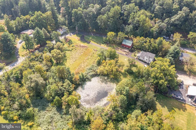 $450,000 | 700 Fabers Road, Reading, PA 19606