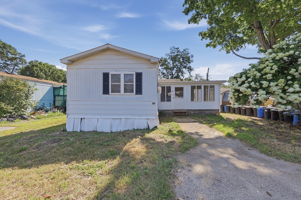 194 Lafayette Road, Unit 1N Salisbury, MA 01952 - Photo 1 of 28 Gallery Image 1