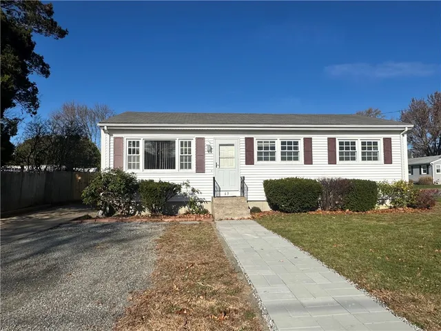 $2,750 | 65 Ingalls Street, Warwick, RI 02889