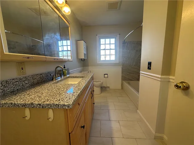 $2,750 | 65 Ingalls Street, Warwick, RI 02889