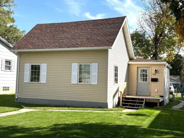 $110,000 | 110 Crocker Avenue South, Thief River Falls, MN 56701