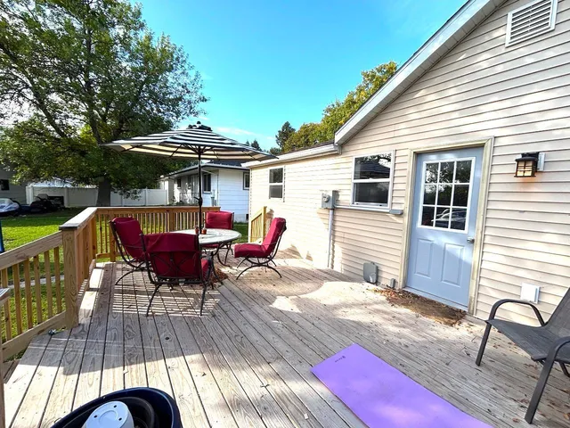 $118,000 | 110 Crocker Avenue South, Thief River Falls, MN 56701