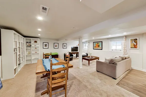 $435,000 | 512 South Grove Avenue, Oak Park, IL 60304
