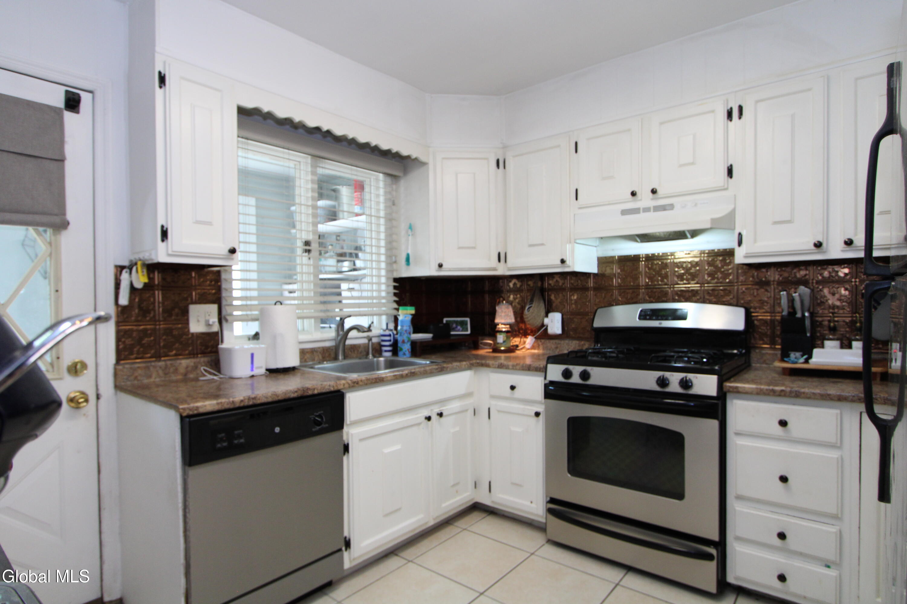 1900 7th Street Rensselaer, NY 12144 - Photo 12 of 35 12