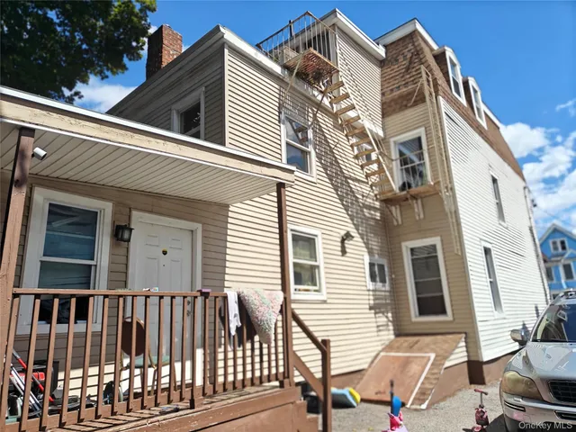 $499,000 | 24 Jewett Avenue, Poughkeepsie, NY 12601