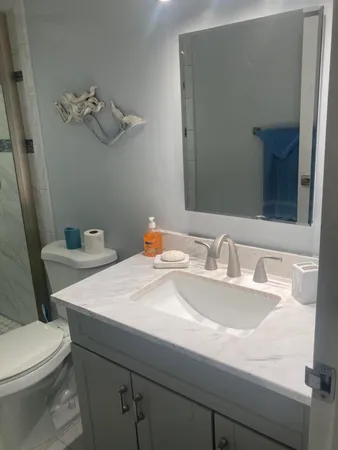 $1,600 | 2950 Southeast Ocean Boulevard, Unit 345, Stuart, FL 34996