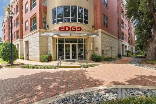 $1,985 | 300 St Joseph Parkway, Unit 309, Houston, TX 77002