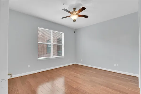 $1,985 | 300 St Joseph Parkway, Unit 309, Houston, TX 77002