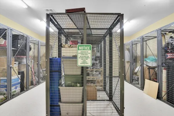 $1,985 | 300 St Joseph Parkway, Unit 309, Houston, TX 77002