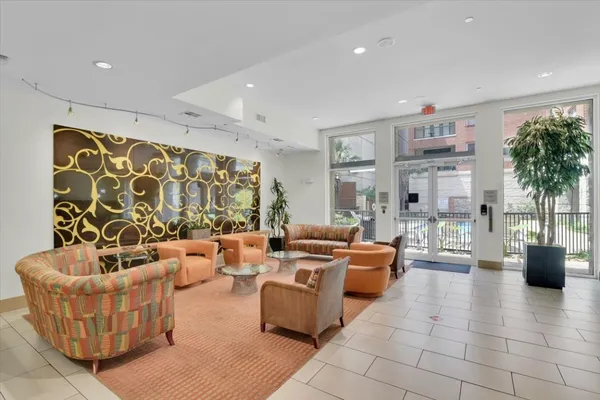 $1,985 | 300 St Joseph Parkway, Unit 309, Houston, TX 77002