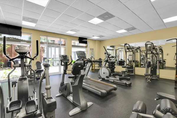 $1,985 | 300 St Joseph Parkway, Unit 309, Houston, TX 77002