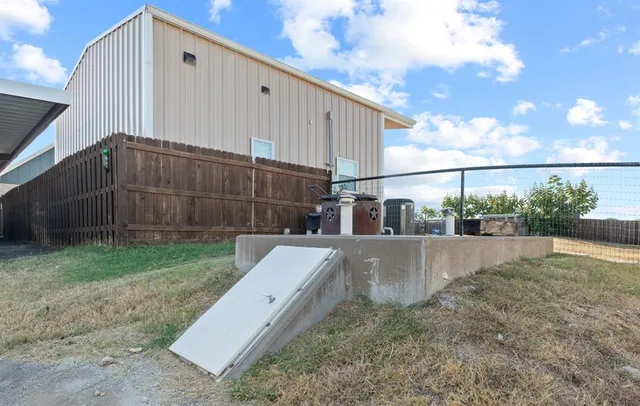 $1,825,000 | 4320 Farm To Market 920, Weatherford, TX 76088