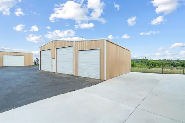 $1,825,000 | 4320 Farm To Market 920, Weatherford, TX 76088