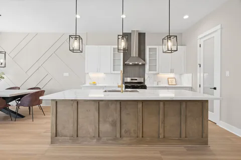 $429,900 | 719 Thornton Road, Unit F, Houston, TX 77018