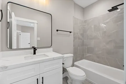 $429,900 | 719 Thornton Road, Unit F, Houston, TX 77018