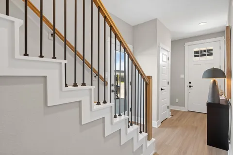 $429,900 | 719 Thornton Road, Unit F, Houston, TX 77018