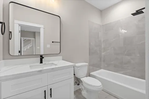 $429,900 | 719 Thornton Road, Unit F, Houston, TX 77018