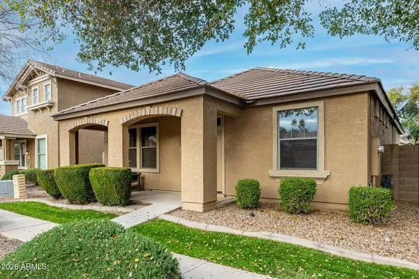 $2,200 | 2854 South Peel Drive, Gilbert, AZ 85295