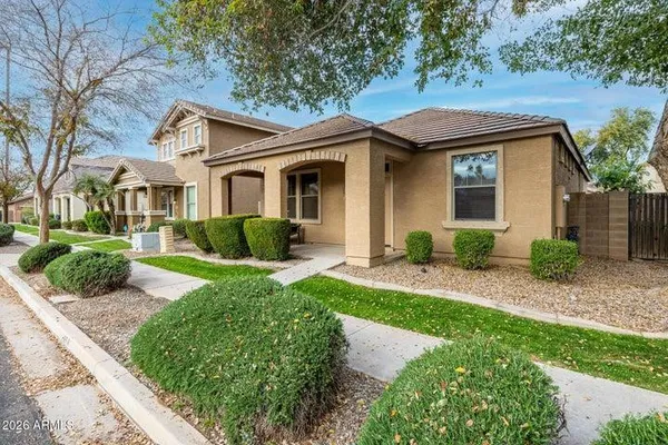 $2,200 | 2854 South Peel Drive, Gilbert, AZ 85295