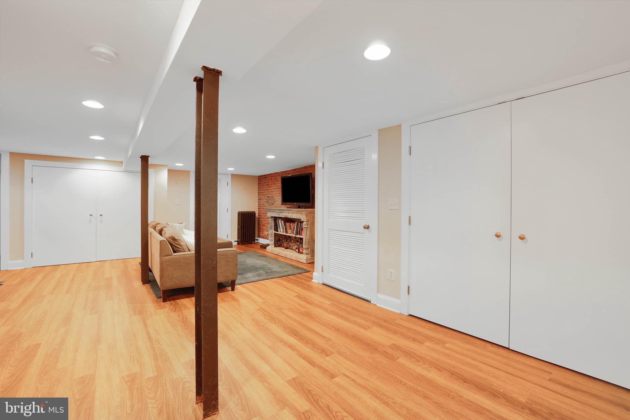 4127 4th Street Northwest Washington, DC 20011 - Photo 23 of 35