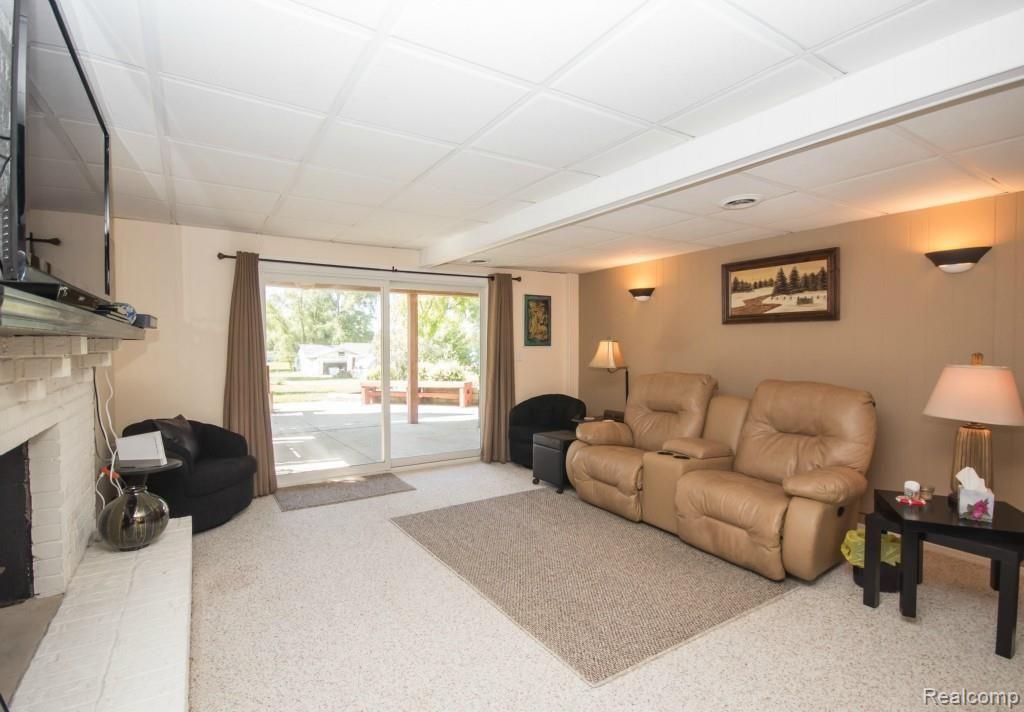 10570 White Lake Road Fenton, MI 48430 - Photo 41 of 51 IMG_0231.jpg