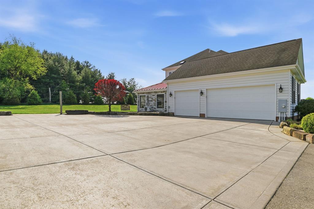 595 Scott Ridge Road Harmony, PA 16037 - Photo 5 of 50