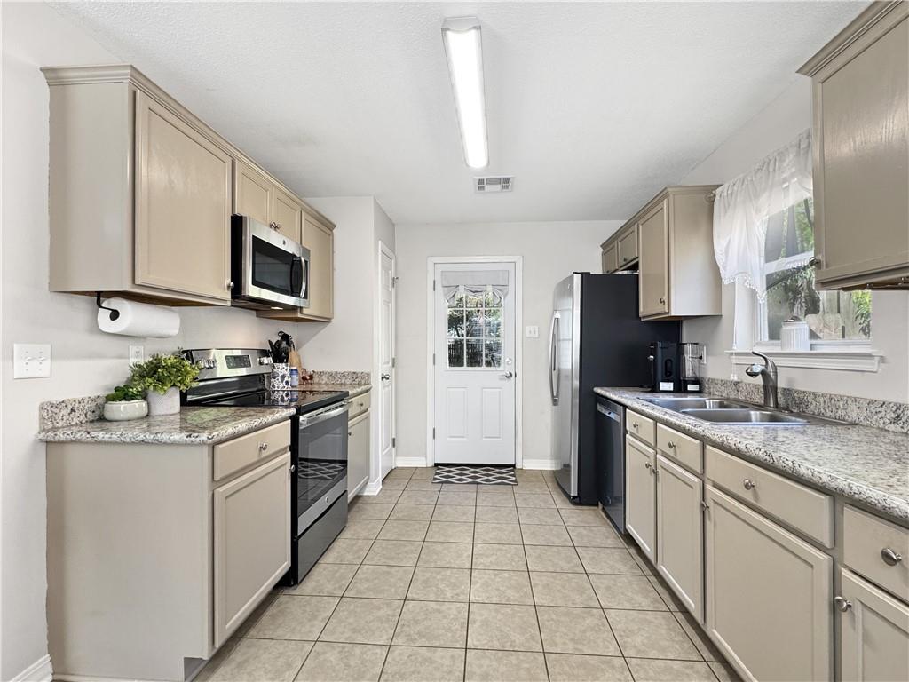 4162 Toulouse Street Slidell, LA 70458 - Photo 10 of 21