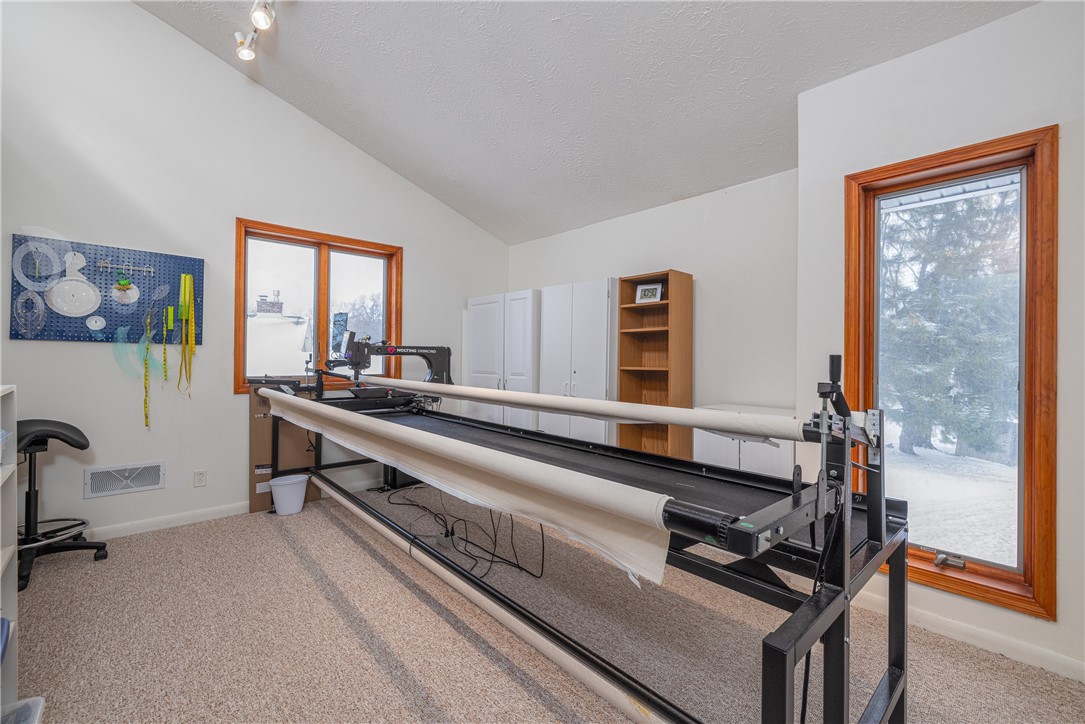 242 Ogden Parma Town Line Road Parma, NY 14559 - Photo 17 of 47