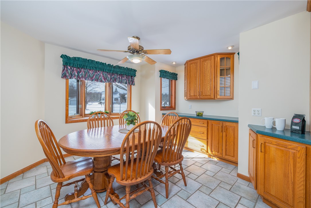 242 Ogden Parma Town Line Road Parma, NY 14559 - Photo 5 of 47