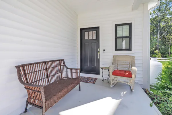 $599,900 | 37 Old Rte 7, Unit 3, Brookfield, CT 06804