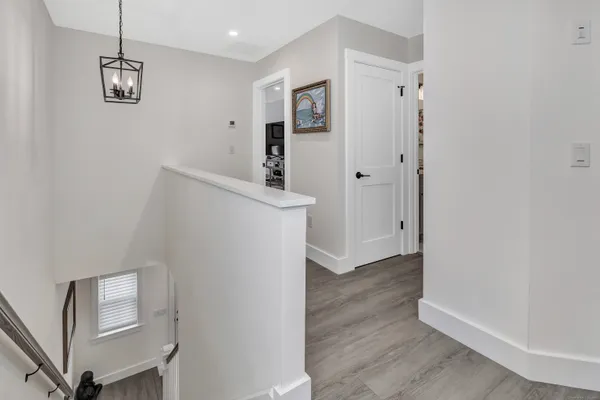 $599,900 | 37 Old Rte 7, Unit 3, Brookfield, CT 06804
