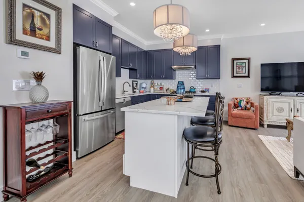 $599,900 | 37 Old Rte 7, Unit 3, Brookfield, CT 06804