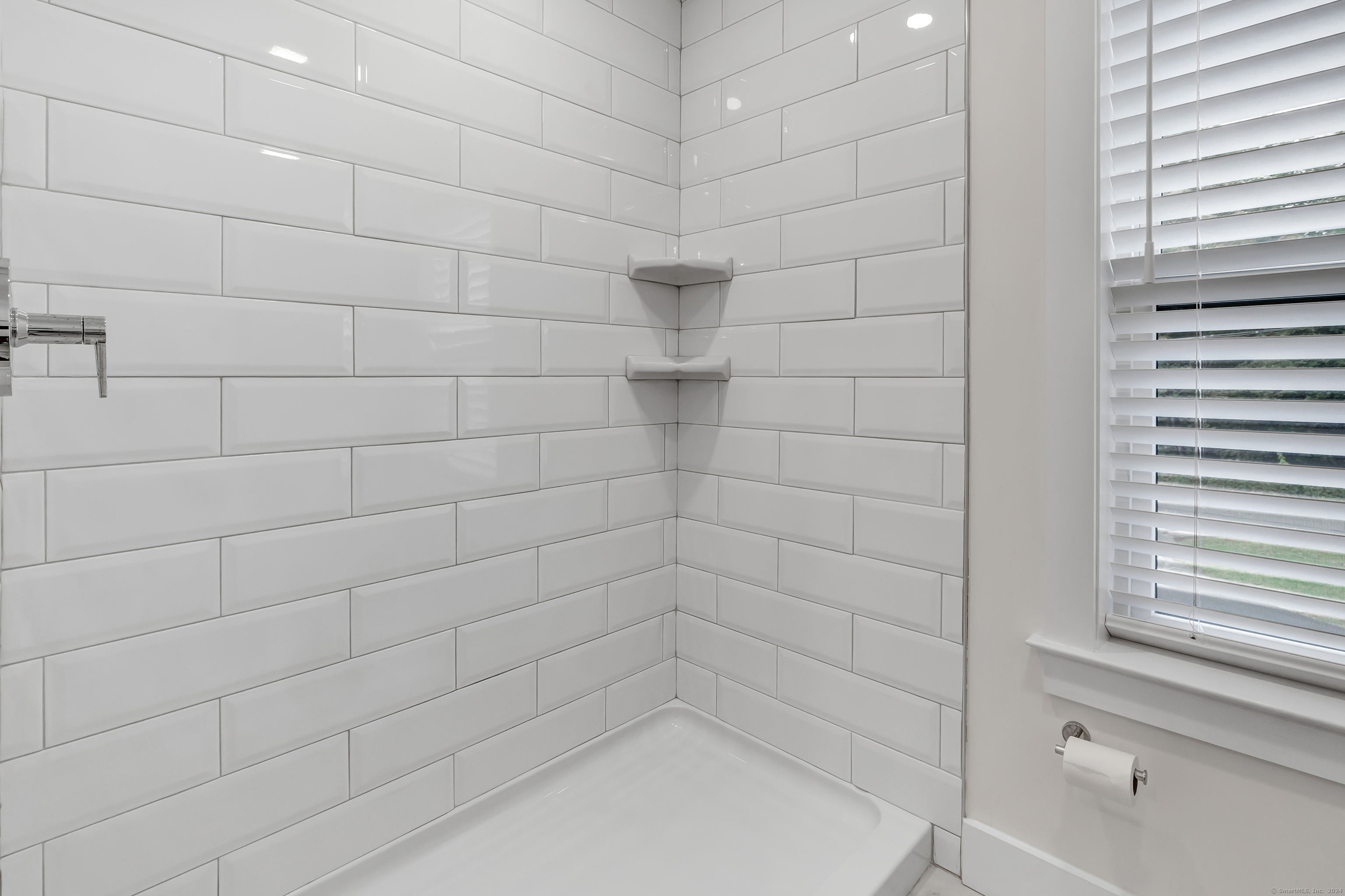 37 Old Rte 7, Unit 3 Brookfield, CT 06804 - Photo 34 of 39 a bathroom with a shower