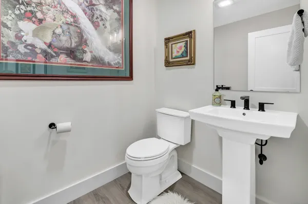 $599,900 | 37 Old Rte 7, Unit 3, Brookfield, CT 06804