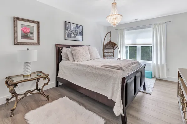 $599,900 | 37 Old Rte 7, Unit 3, Brookfield, CT 06804