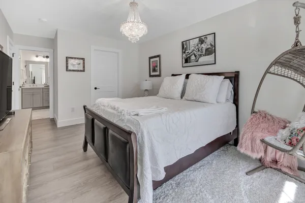 $599,900 | 37 Old Rte 7, Unit 3, Brookfield, CT 06804