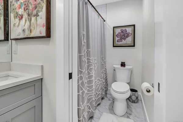 $599,900 | 37 Old Rte 7, Unit 3, Brookfield, CT 06804