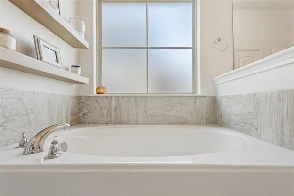 $289,990 | 309 Branch Road, Woodway, TX 76712