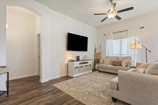 $289,990 | 309 Branch Road, Woodway, TX 76712