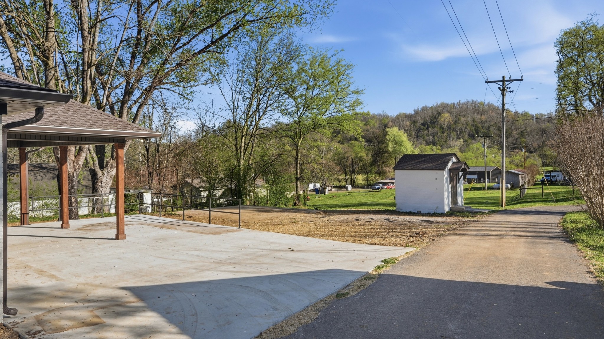 104 Division Street Normandy, TN 37360 - Photo 40 of 48 a view of a building with entertaining space