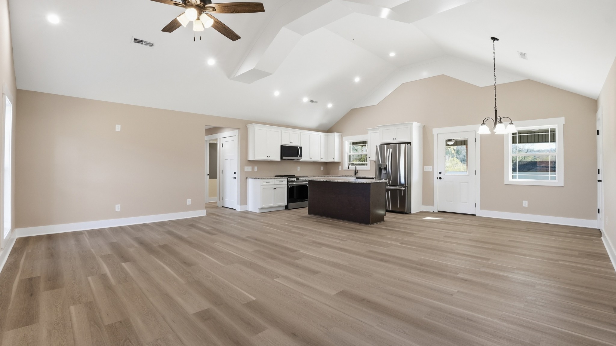 104 Division Street Normandy, TN 37360 - Photo 9 of 48