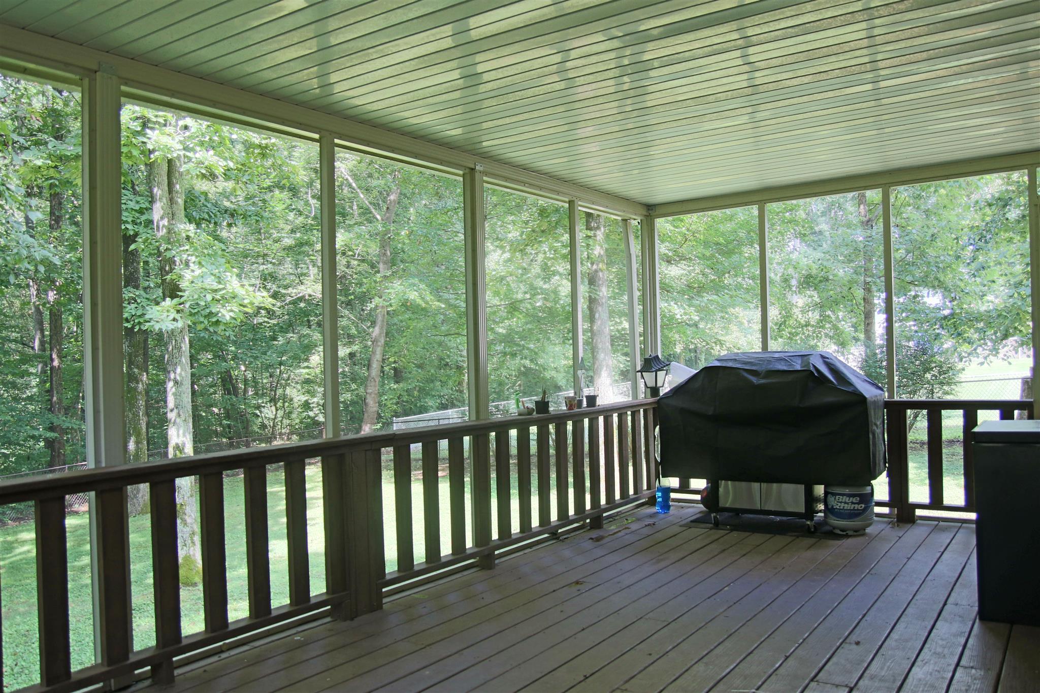 39 Smoke Rise Circle Manchester, TN 37355 - Photo 26 of 29 a view of a two chairs in the balcony