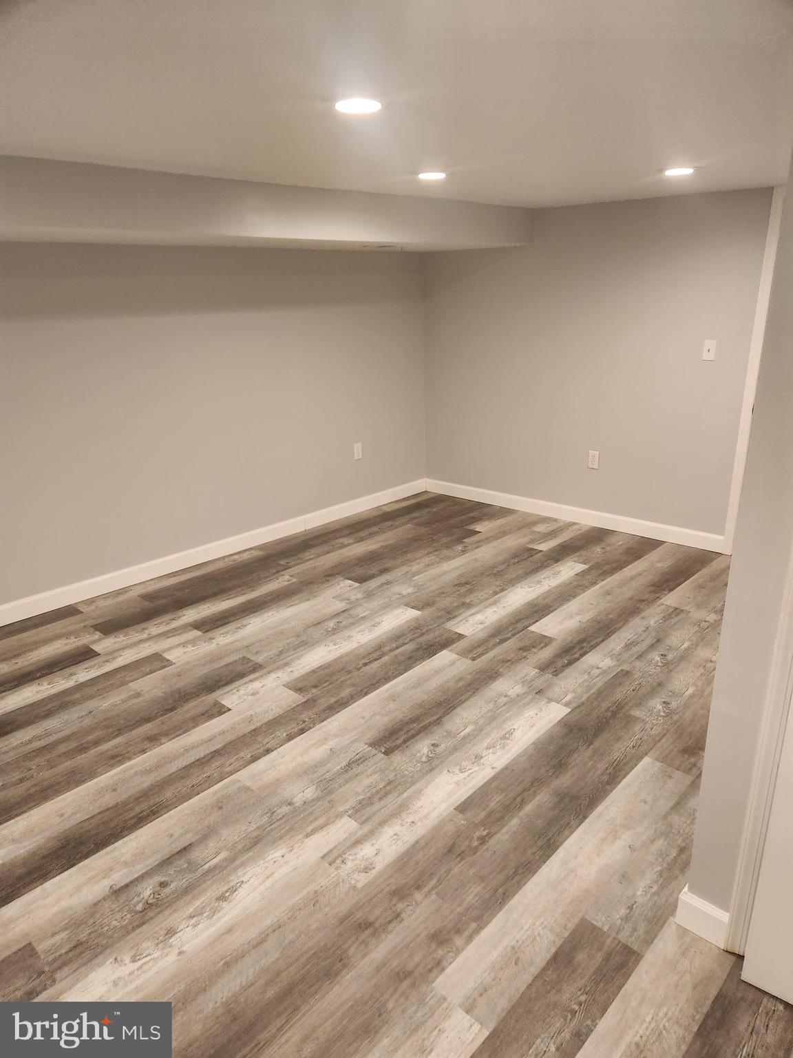 4435 Scotia Road Baltimore, MD 21227 - Photo 15 of 17