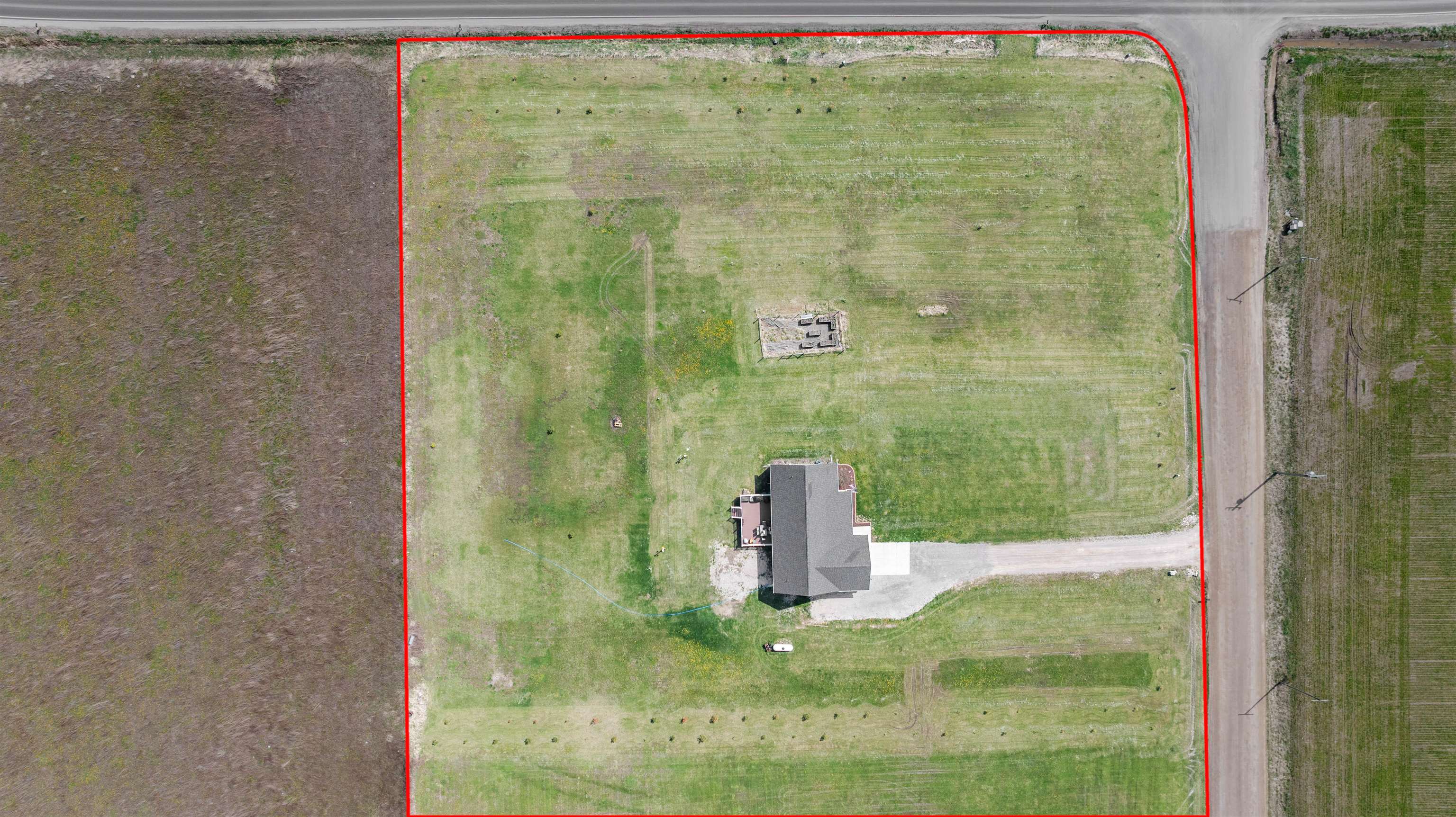 1985 Winslow Road Imlay City, MI 48444 - Photo 10 of 47 50205587-800b404c-aef9-47bf-a221-ebb1d78a23cc.JPG