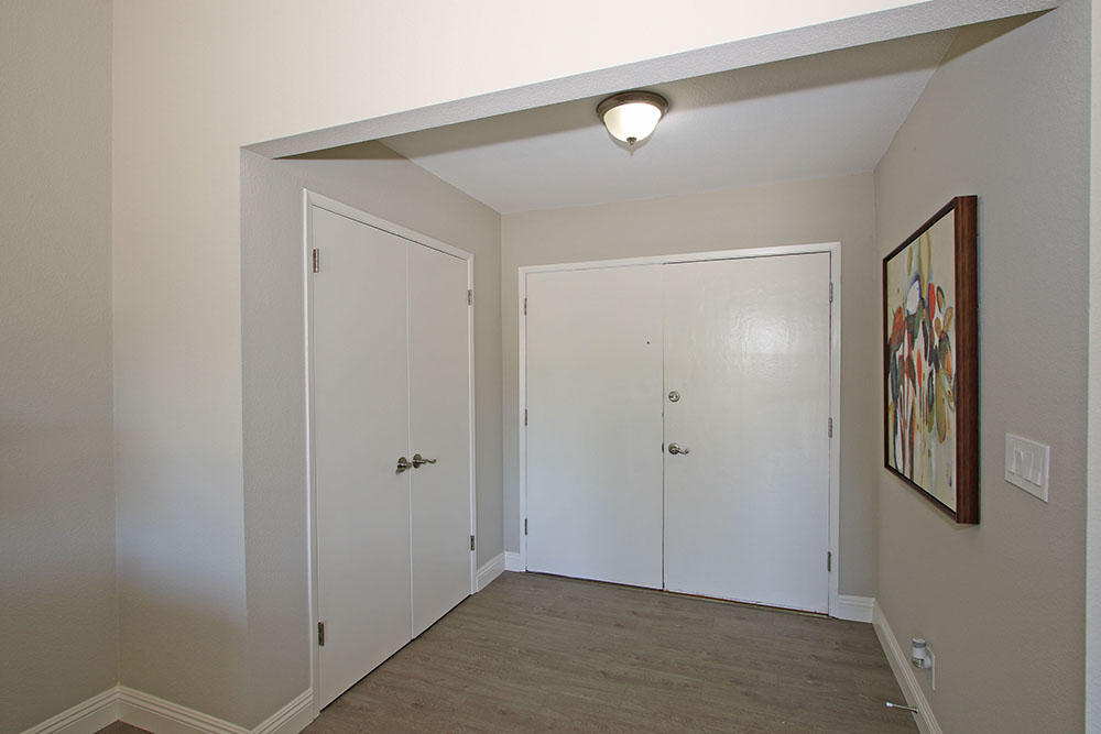 6023 East Driver Road Palm Springs, CA 92264 - Photo 5 of 25 020 ENTRY DOUBLE