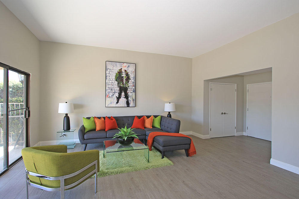6023 East Driver Road Palm Springs, CA 92264 - Photo 6 of 25 021 ENTRY LIVING