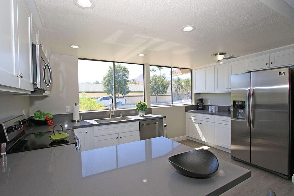 6023 East Driver Road Palm Springs, CA 92264 - Photo 10 of 25 024 KITCHEN